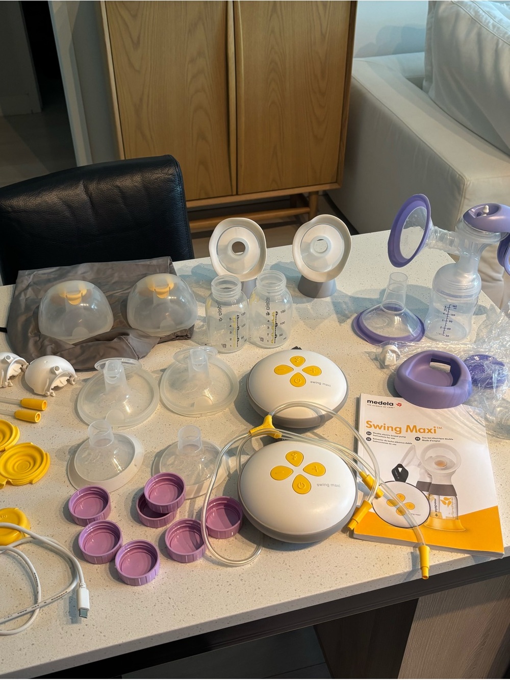 Medela Swing Maxi Bundle with 2 Pumps